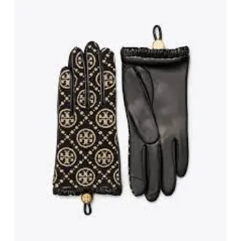 Designer gloves1-5613512-98506.webp